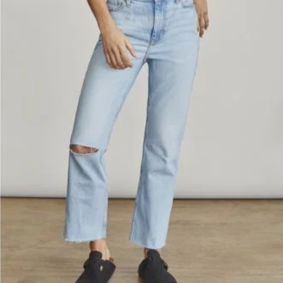 Elizabeth & James High Waisted Raw Edge Crop Denim Jeans Size30 Light Wash Baggy - Picture 10 of 10